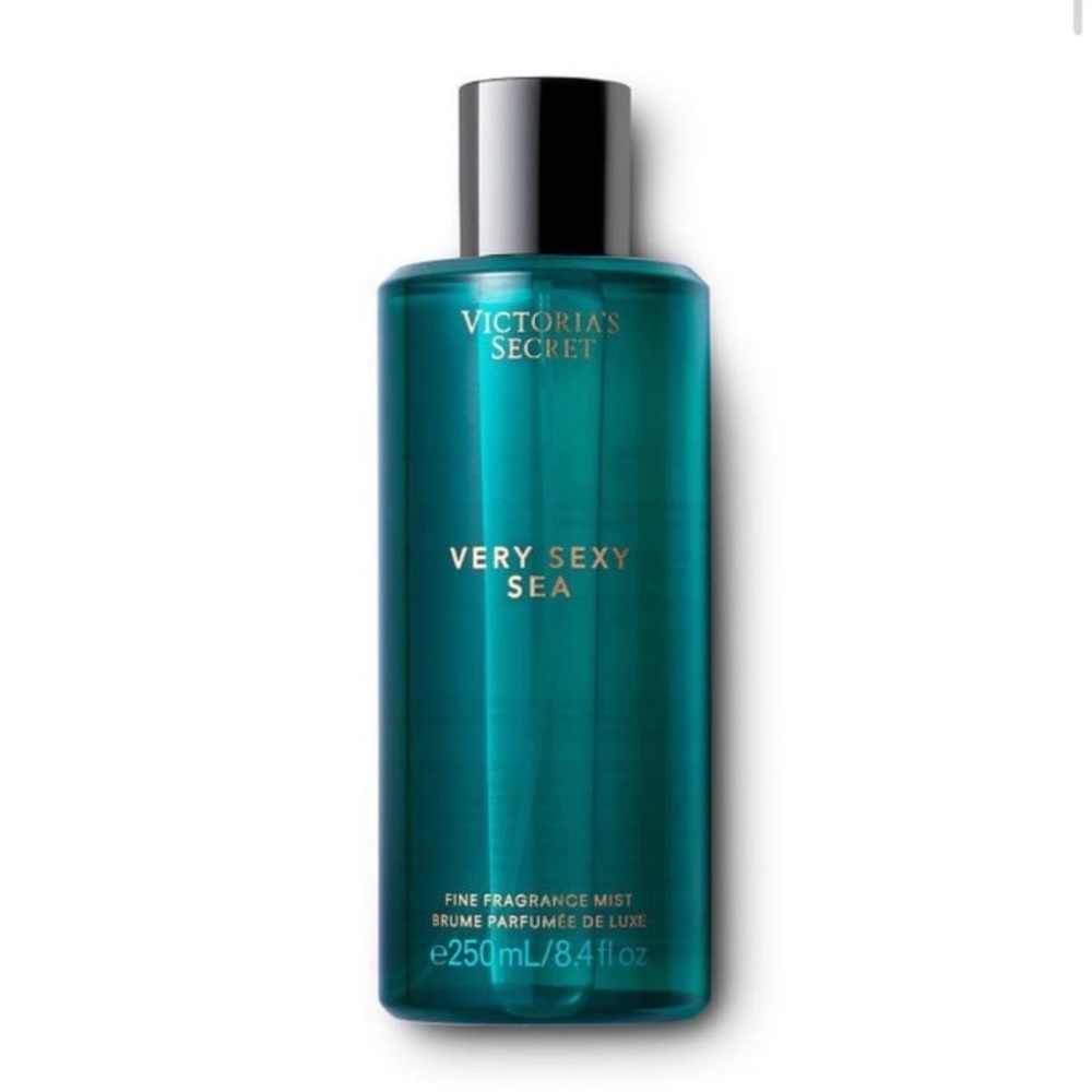 NWT Victoria’s Secret fine very sexy sea